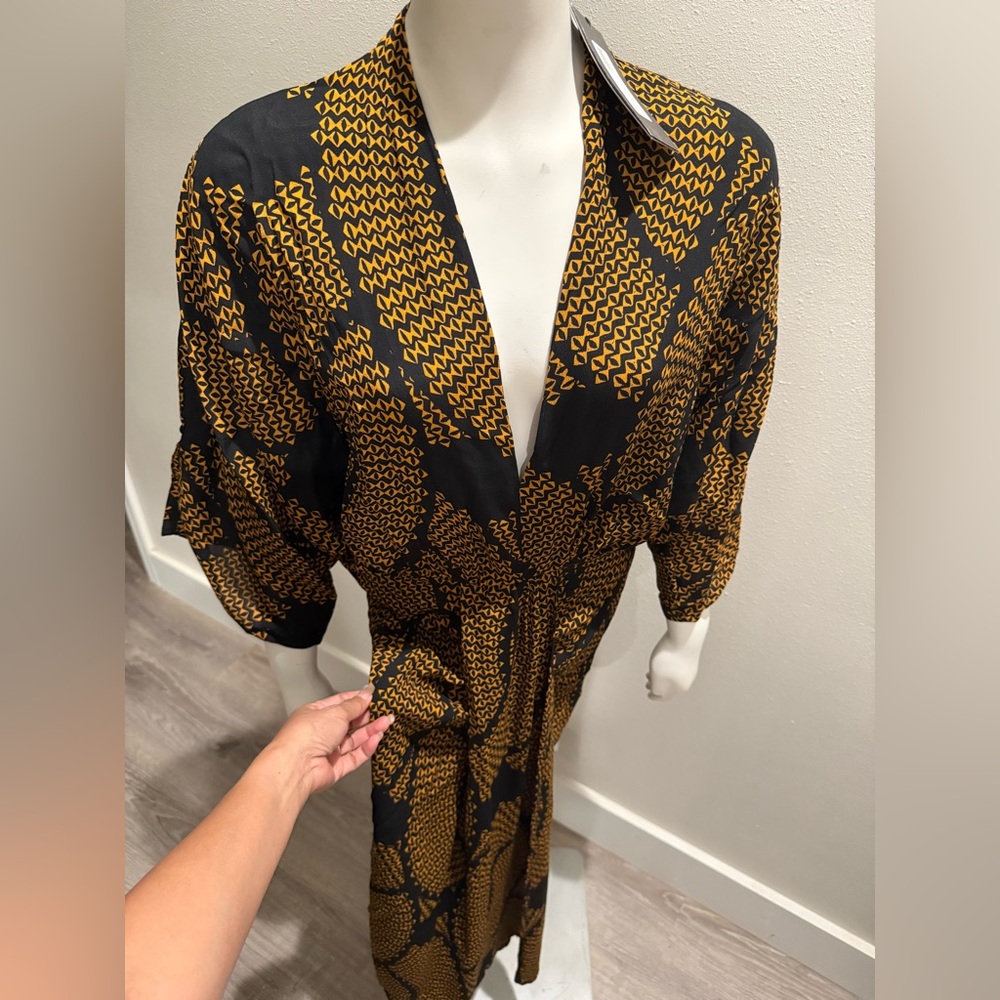 Hawaiian Manaola Honuamea dress XS 
Black-Buckthorn B NWT